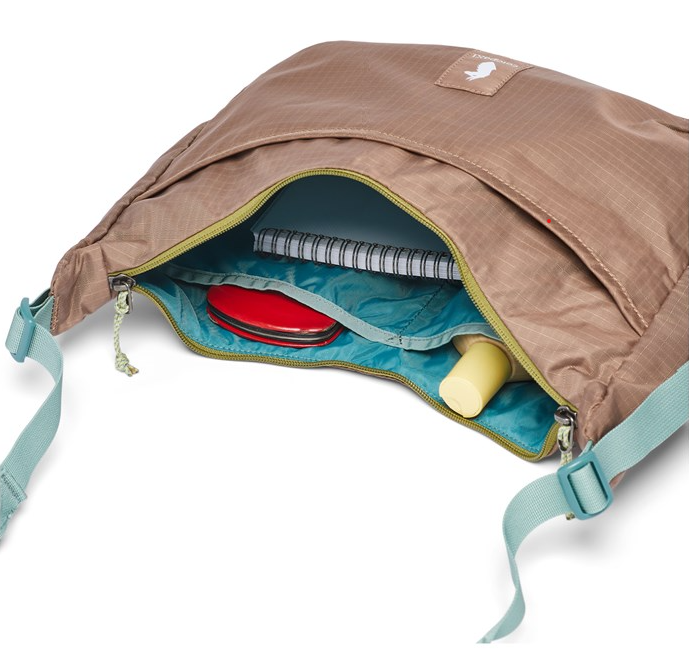 Trozo 8L Shoulder Bag