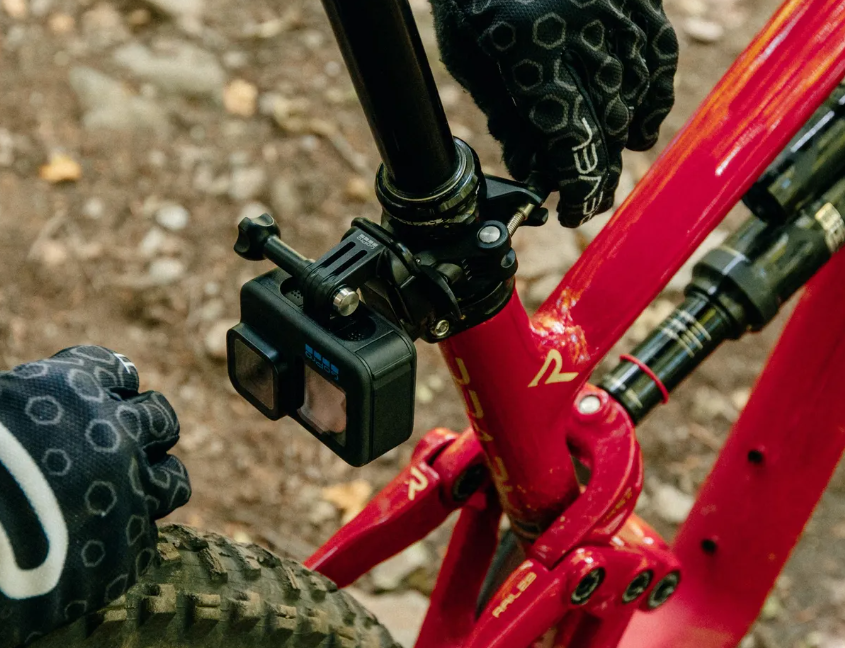 Handlebar/Seatpost/Pole Mount