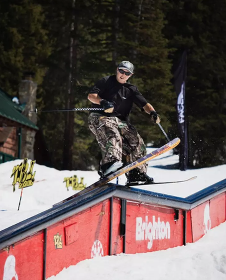 Tom Wallisch Pro (25/26)